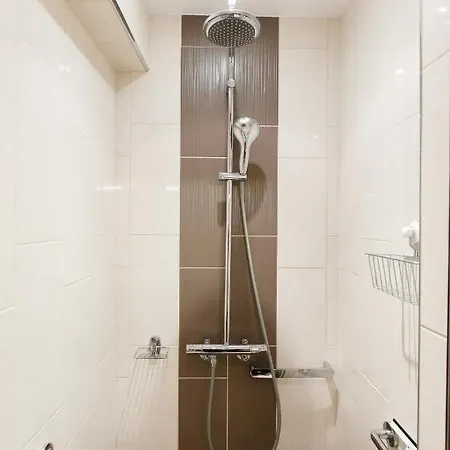 아파트 Alexandra Yourhosthelper *