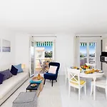 Alexandra Yourhosthelper Apartamento *
