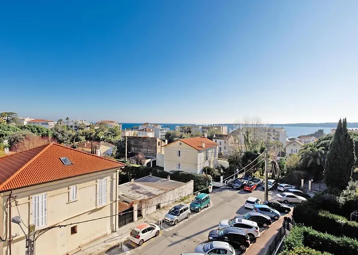Apartment Alexandra Yourhosthelper Cannes